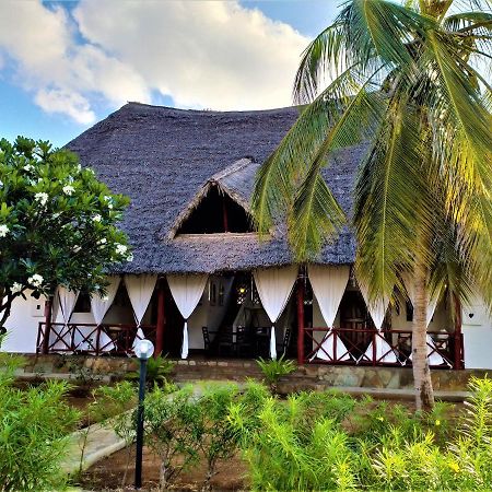 Karibuni Jeds Villas 85 & 86 Mambrui Exterior photo